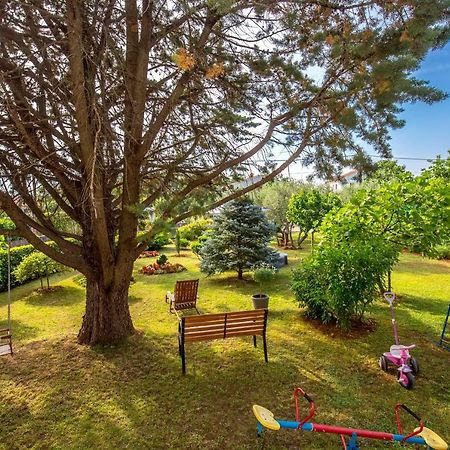Garden Paradise App Sveti Vid-Miholjice Kültér fotó