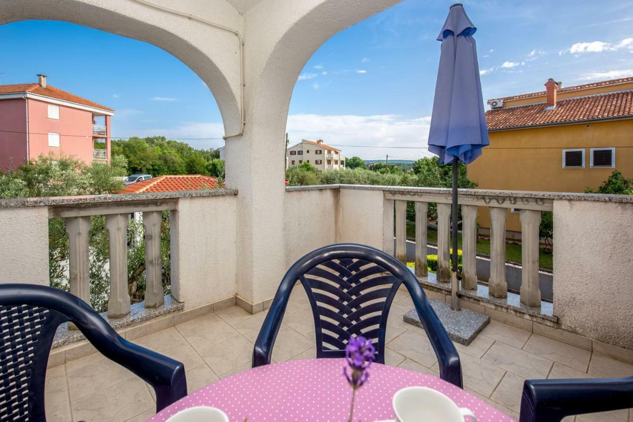 Garden Paradise App Sveti Vid-Miholjice Kültér fotó