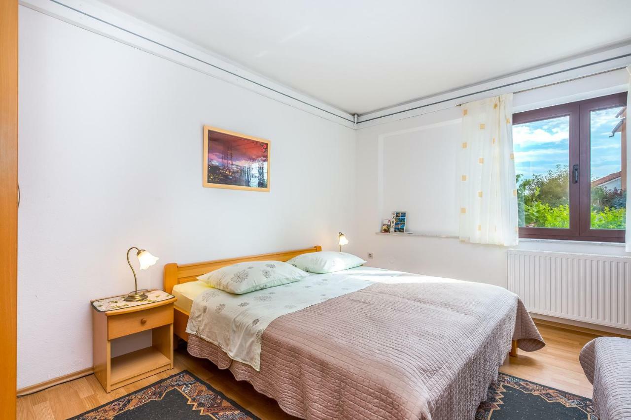 Garden Paradise App Sveti Vid-Miholjice Kültér fotó
